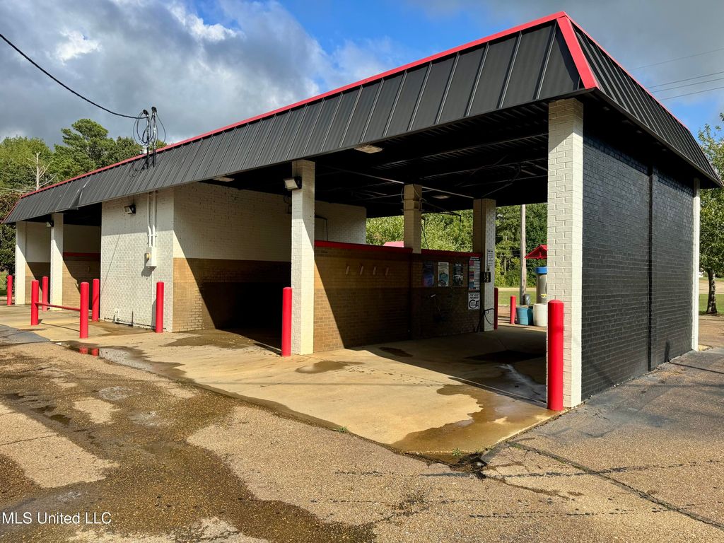 1999 Highway 301 S, Lake Cormorant, MS 38641 — photo 2