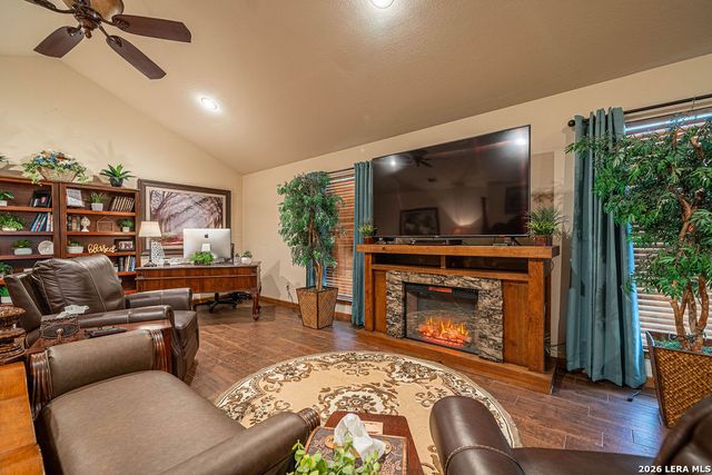 13633 US HIGHWAY 87 SOUTH, Adkins, TX 78101