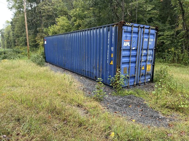 453 Gravely Hill Road, Bethpage, TN 37022