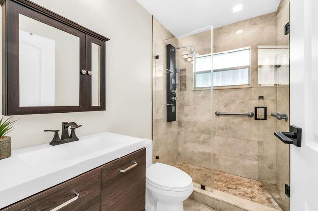 92 Valencia Drive D, Delray Beach, FL 33446