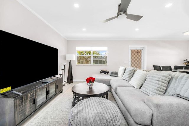 92 Valencia Drive D, Delray Beach, FL 33446