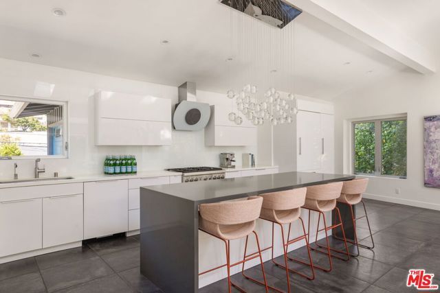3804 Woodcliff Road, Sherman Oaks, CA 91403