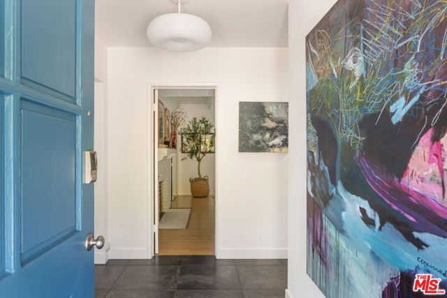 3804 Woodcliff Road, Sherman Oaks, CA 91403