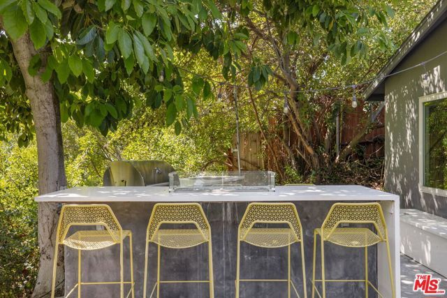 3804 Woodcliff Road, Sherman Oaks, CA 91403