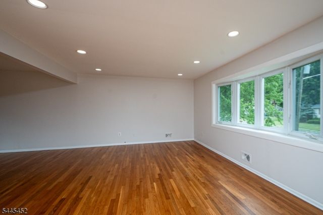 5 Crossbrook Ln, West Caldwell Twp., NJ 07006