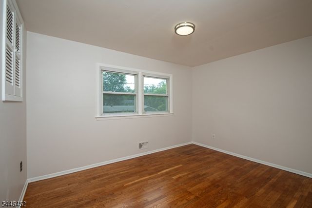 5 Crossbrook Ln, West Caldwell Twp., NJ 07006