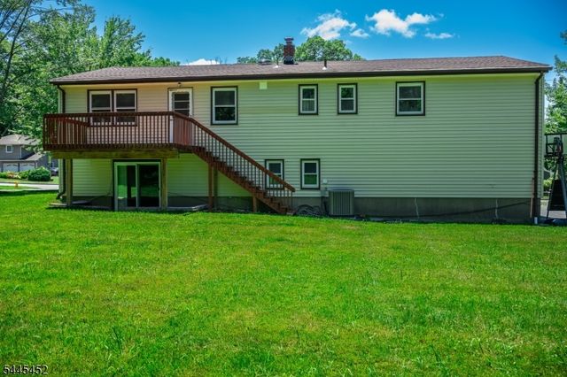 5 Crossbrook Ln, West Caldwell Twp., NJ 07006