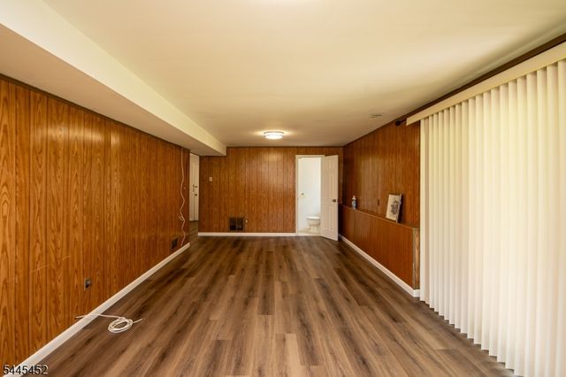 5 Crossbrook Ln, West Caldwell Twp., NJ 07006