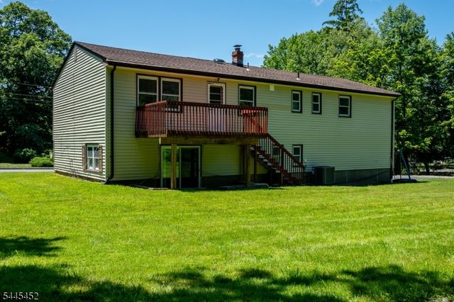 5 Crossbrook Ln, West Caldwell Twp., NJ 07006