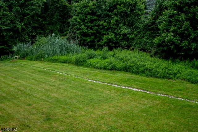 5 Crossbrook Ln, West Caldwell Twp., NJ 07006