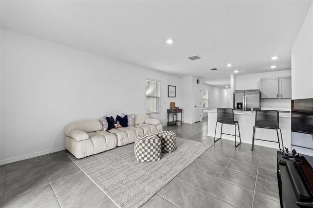 35630 KINSEY POINT, Zephyrhills, FL 33541