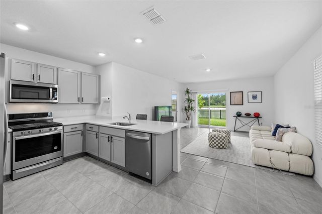 35630 KINSEY POINT, Zephyrhills, FL 33541
