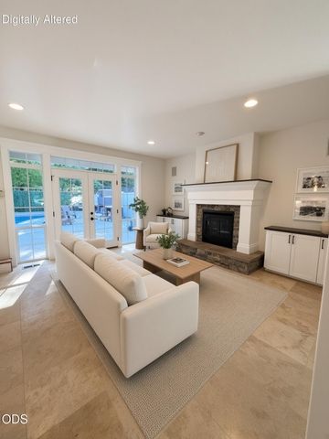 4573 Wolf Run Drive, Medford, OR 97504