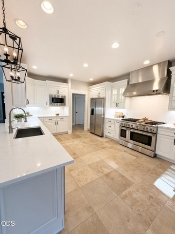 4573 Wolf Run Drive, Medford, OR 97504