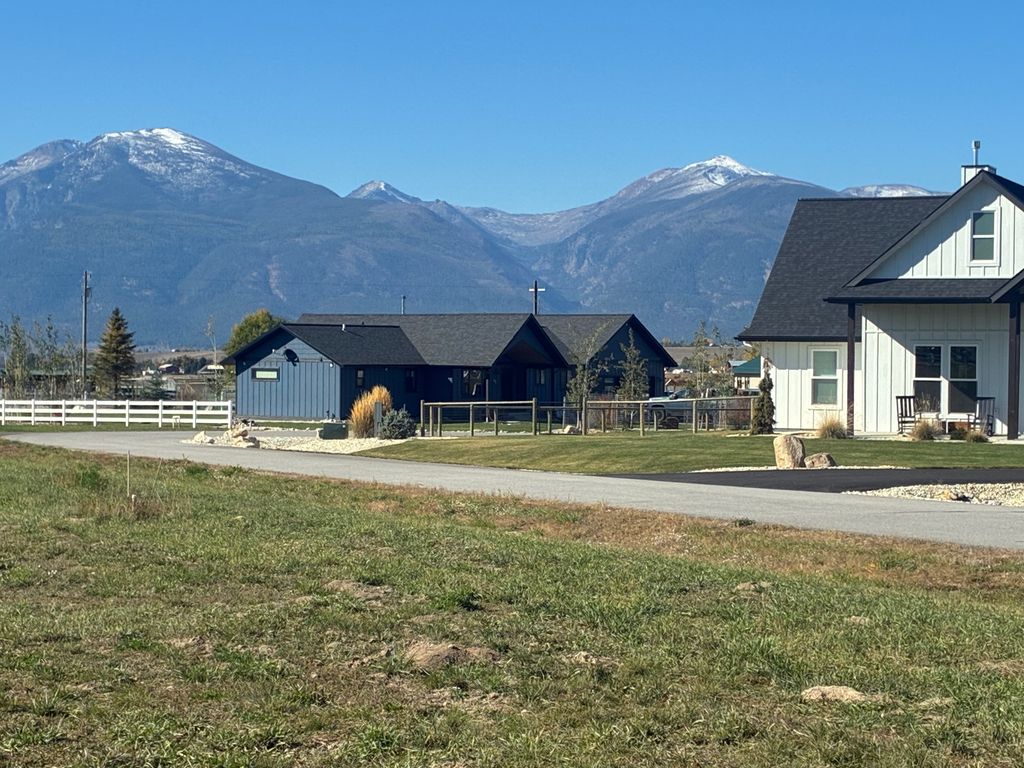 843 Chieftain Court, Stevensville, MT 59870 photo 3