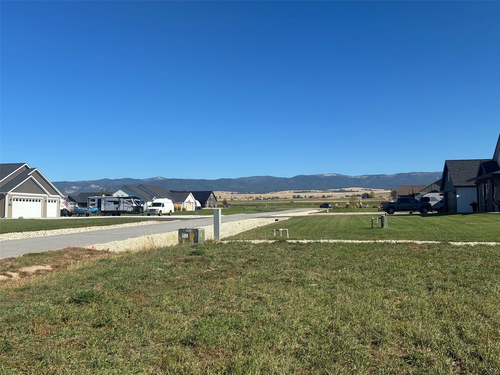 843 Chieftain Court, Stevensville, MT 59870 photo 4