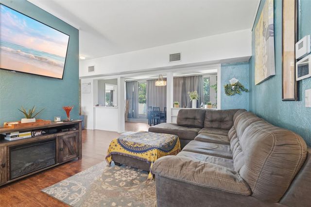 533 HEINEMAN STREET, Daytona Beach, FL 32114
