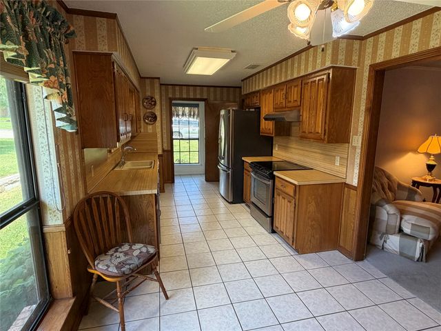 910 Village Green Drive, Rockwall, TX 75087