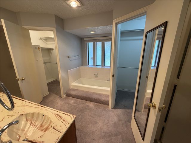 910 Village Green Drive, Rockwall, TX 75087