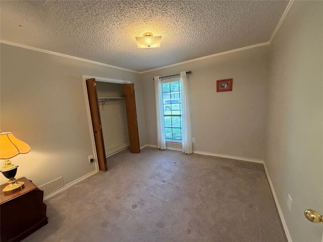910 Village Green Drive, Rockwall, TX 75087