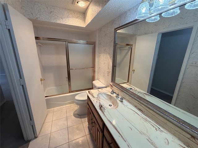 910 Village Green Drive, Rockwall, TX 75087