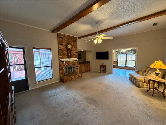 910 Village Green Drive, Rockwall, TX 75087