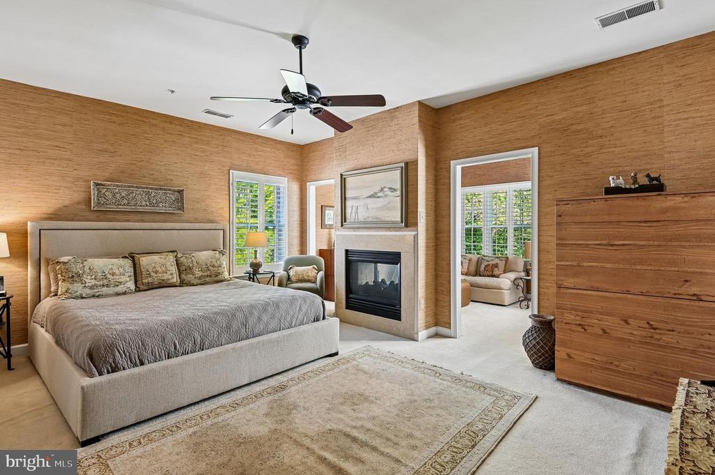 Image 23 of property listing at 449 PENWOOD DR, Edgewater, MD 21037