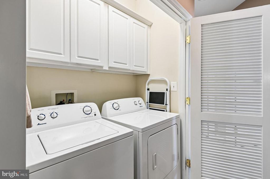 Image 33 of property listing at 449 PENWOOD DR, Edgewater, MD 21037