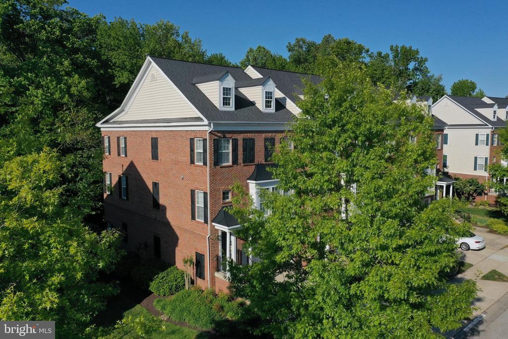Image 45 of property listing at 449 PENWOOD DR, Edgewater, MD 21037