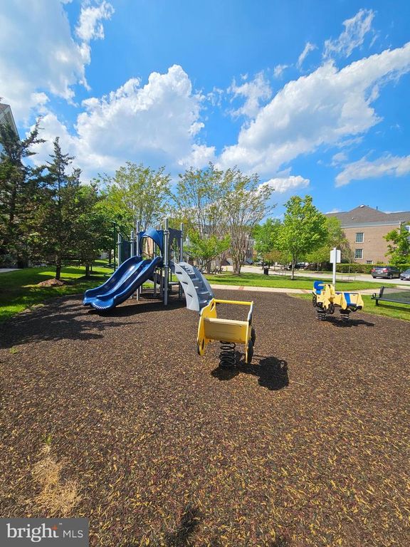 Image 47 of property listing at 449 PENWOOD DR, Edgewater, MD 21037