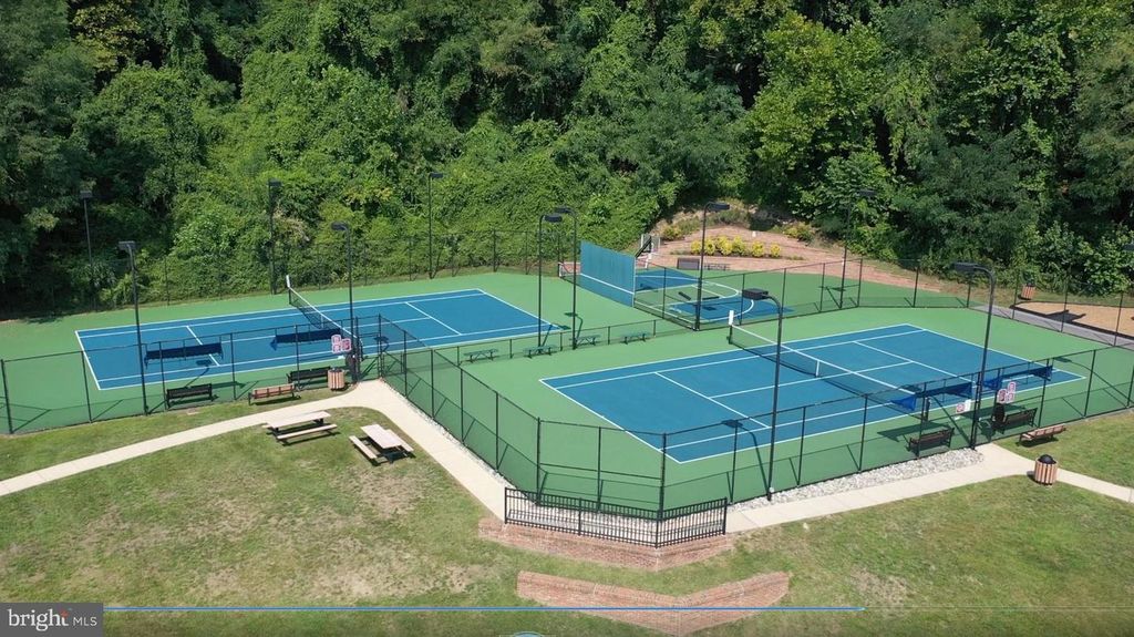 Image 50 of property listing at 449 PENWOOD DR, Edgewater, MD 21037