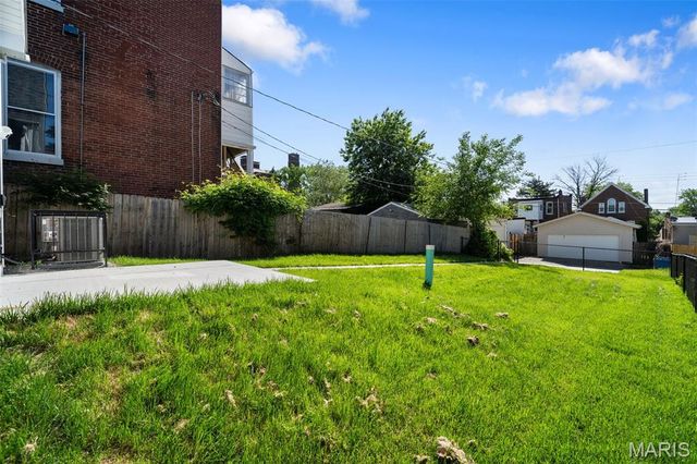 4418 Louisiana Avenue, St Louis, MO 63111
