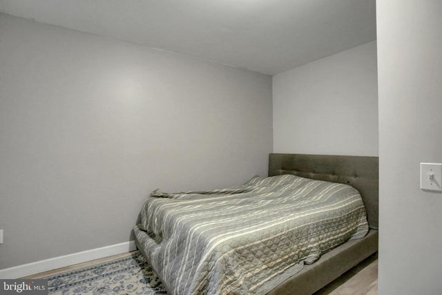10 W FAIRVIEW AVENUE, Mercersburg, PA 17236