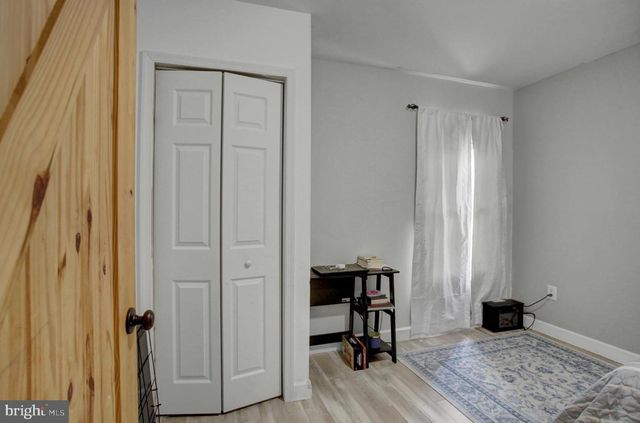 10 W FAIRVIEW AVENUE, Mercersburg, PA 17236