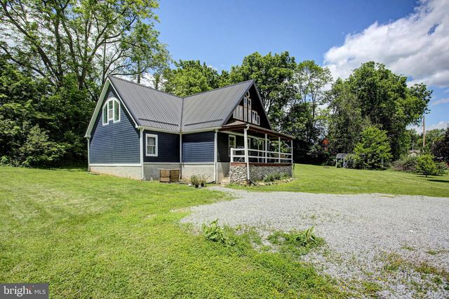 10 W FAIRVIEW AVENUE, Mercersburg, PA 17236