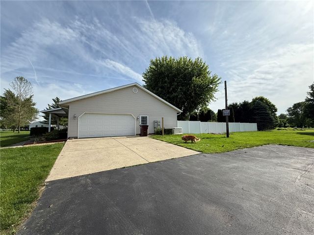 7925 Arlington Road, Brookville, OH 45309