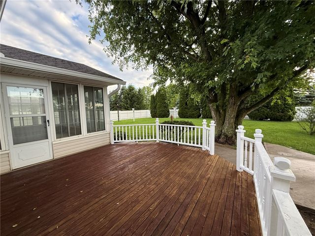 7925 Arlington Road, Brookville, OH 45309