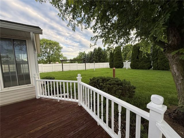 7925 Arlington Road, Brookville, OH 45309