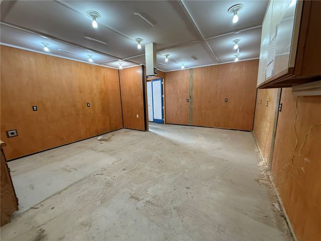 7925 Arlington Road, Brookville, OH 45309