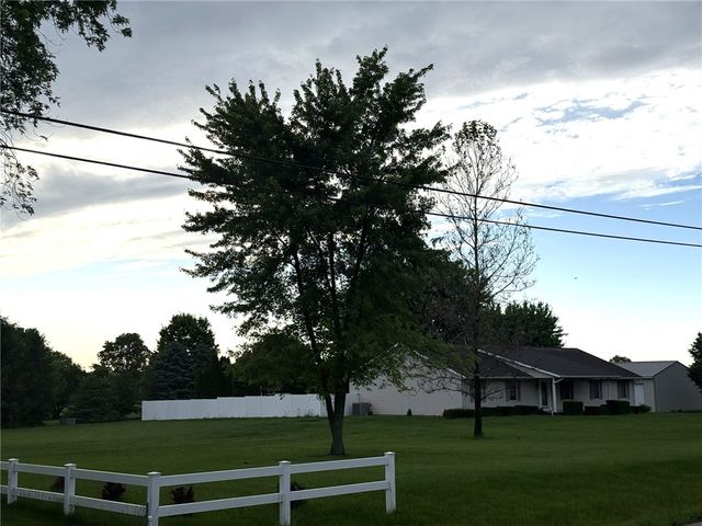7925 Arlington Road, Brookville, OH 45309