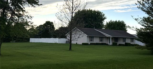 7925 Arlington Road, Brookville, OH 45309