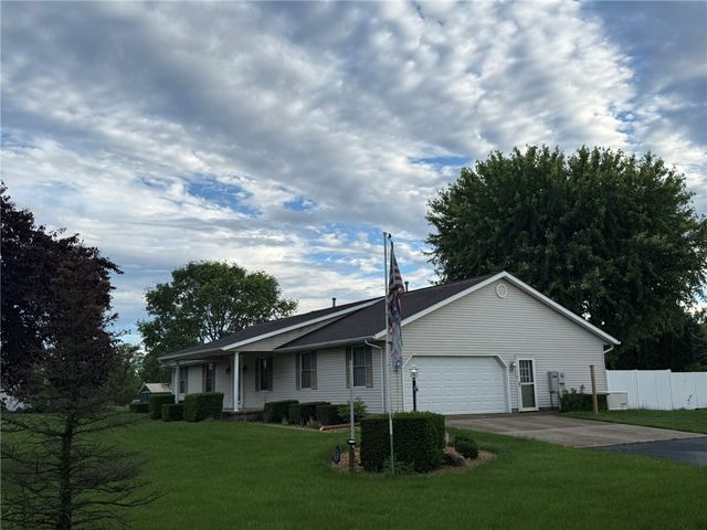 7925 Arlington Road, Brookville, OH 45309