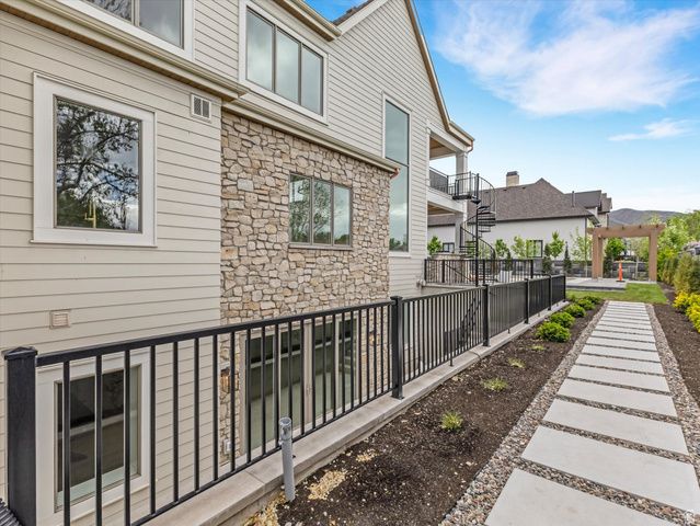 13216 S TELEMARK LN, Draper, UT 84020