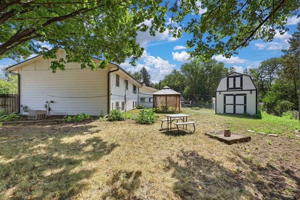 8026 Hynes Avenue S, Cottage Grove, MN 55016 — photo 4