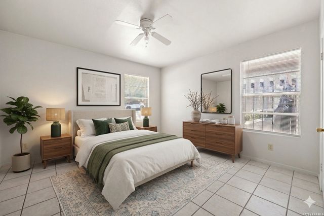 1118 W Goodwin, Pleasanton, TX 78064