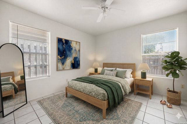 1118 W Goodwin, Pleasanton, TX 78064