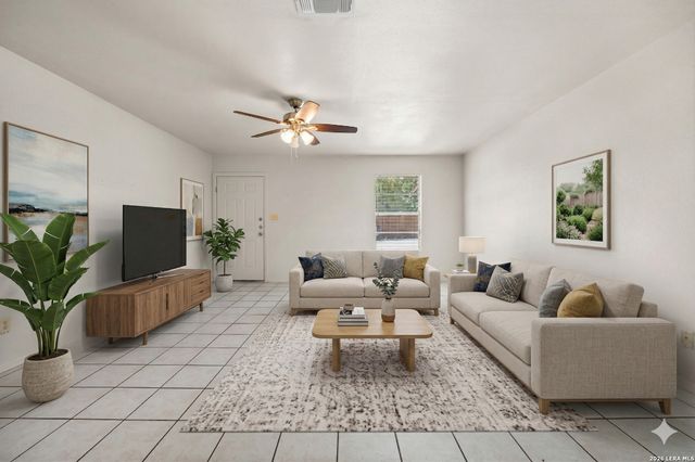 1118 W Goodwin, Pleasanton, TX 78064