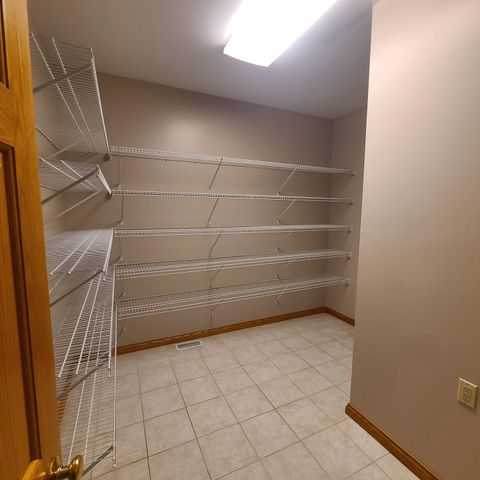 1710 Valley Drive, Fort Wright, KY 41017