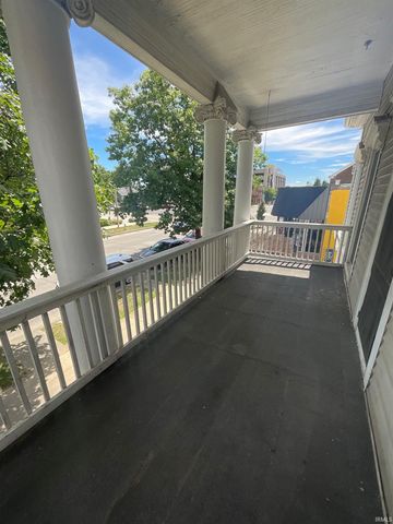 425 N Walnut Street, Bloomington, IN 47404