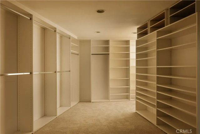 4173 Regal Oak, Encino, CA 91436